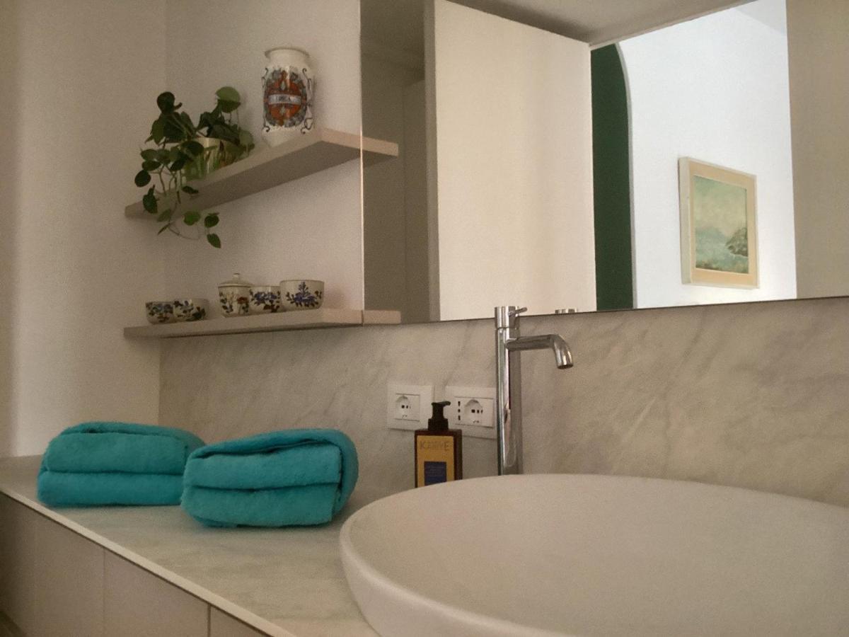 Vittoria Suite Di Charme Milan Bagian luar foto