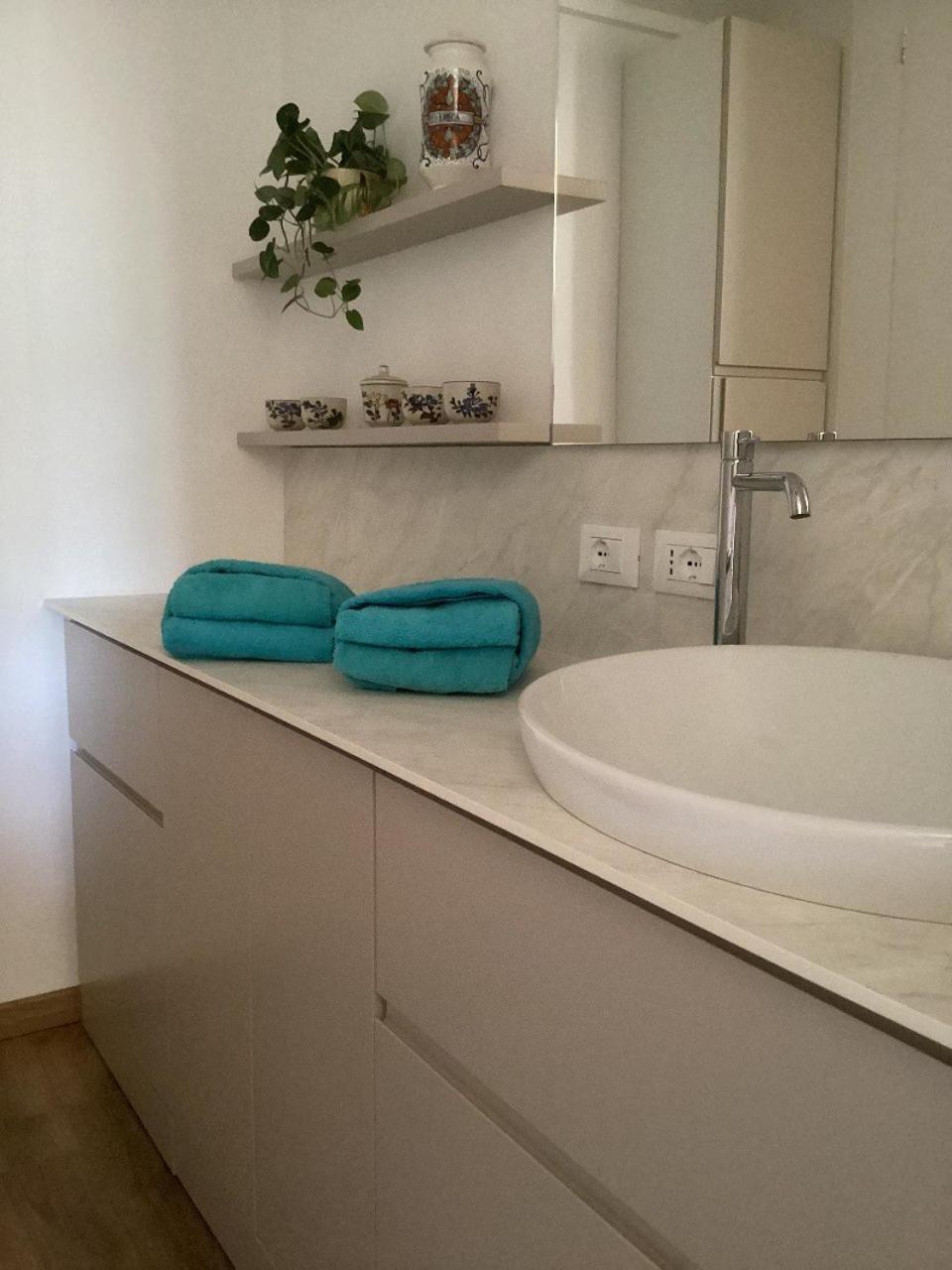 Vittoria Suite Di Charme Milan Bagian luar foto